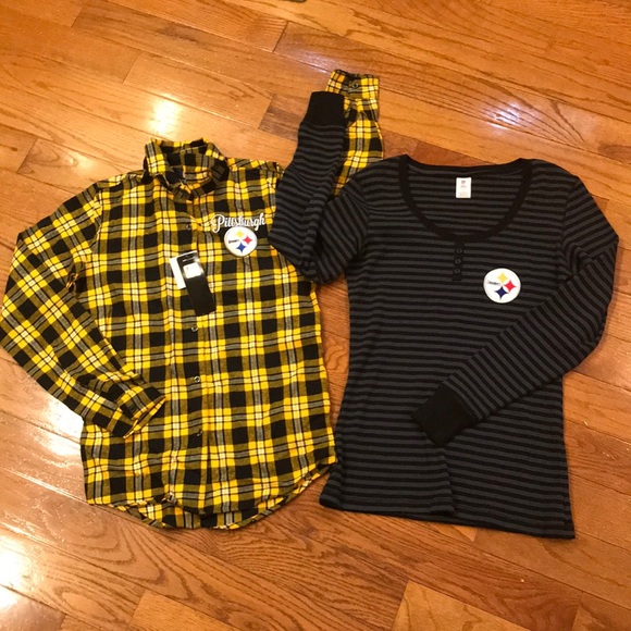 NFL Tops - Women’s Steeler apparel - size small